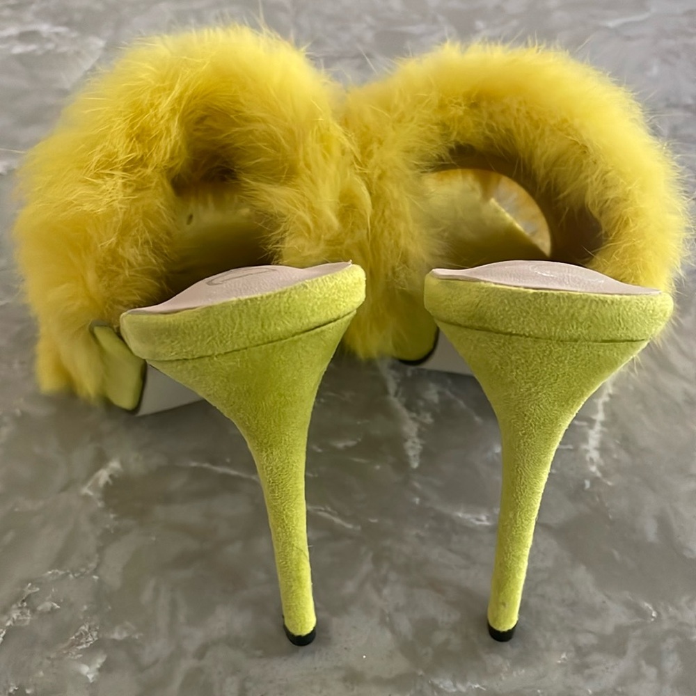 NWT yellow angora fur slide sandal chartreuse pin heel slip on mules brand new - Picture 7 of 11